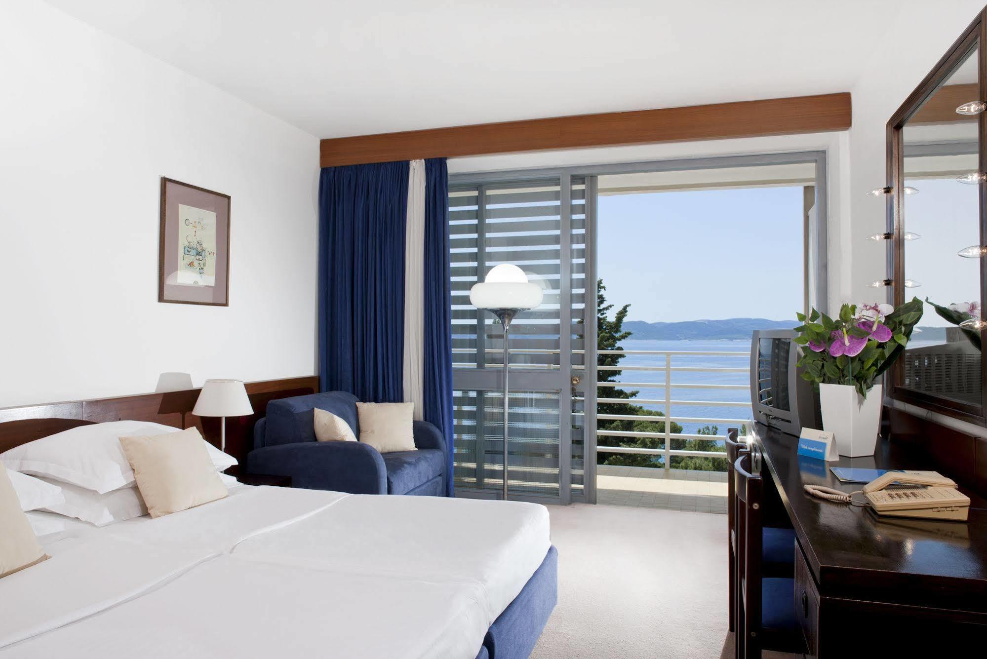 Bluesun Hotel Maestral Brela Ngoại thất bức ảnh